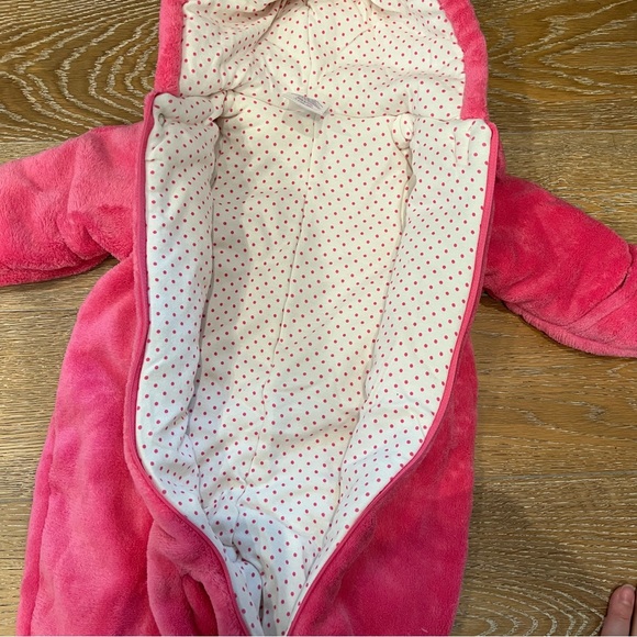 Plush pink bodysuit 3-6 mo. - Picture 2 of 4